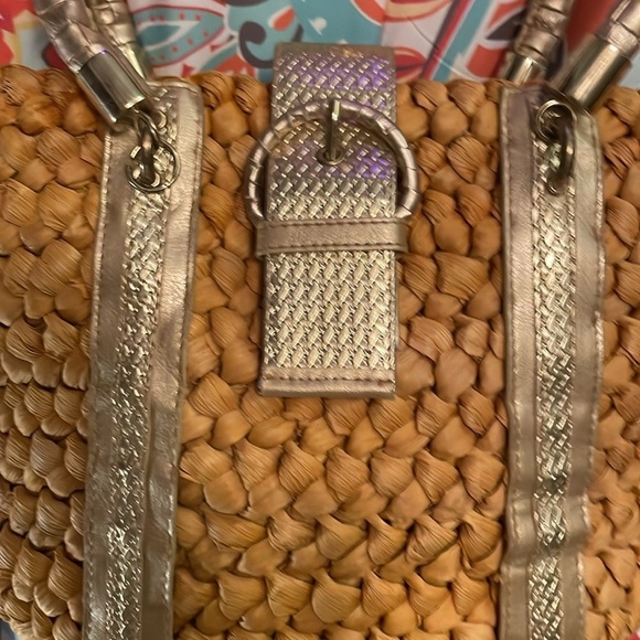 XOXO BASKET PURSE​​ - Picture 3 of 5